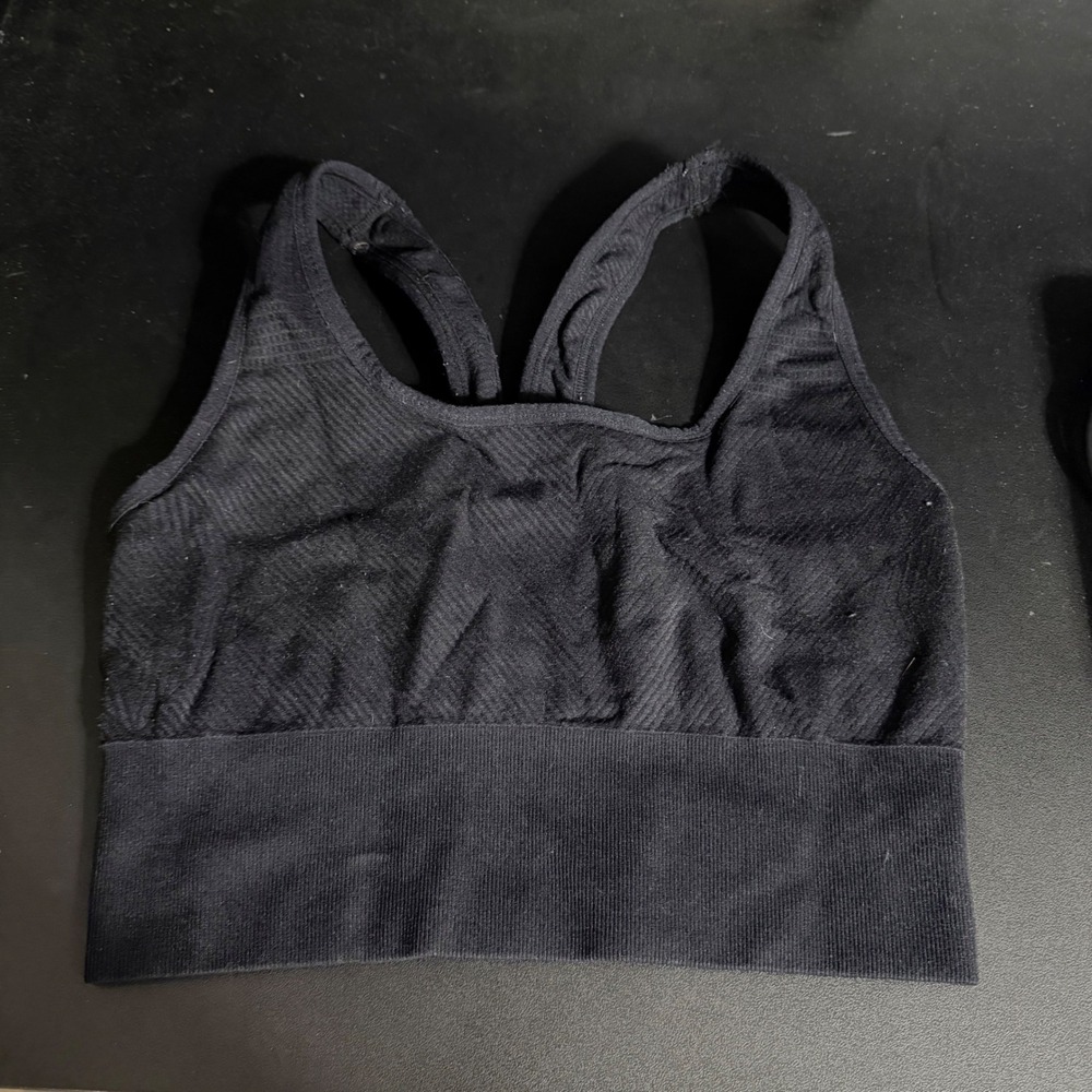 Velocity Sports Bra Womens Medium Black Ribbed Seamless Racerback Activewear